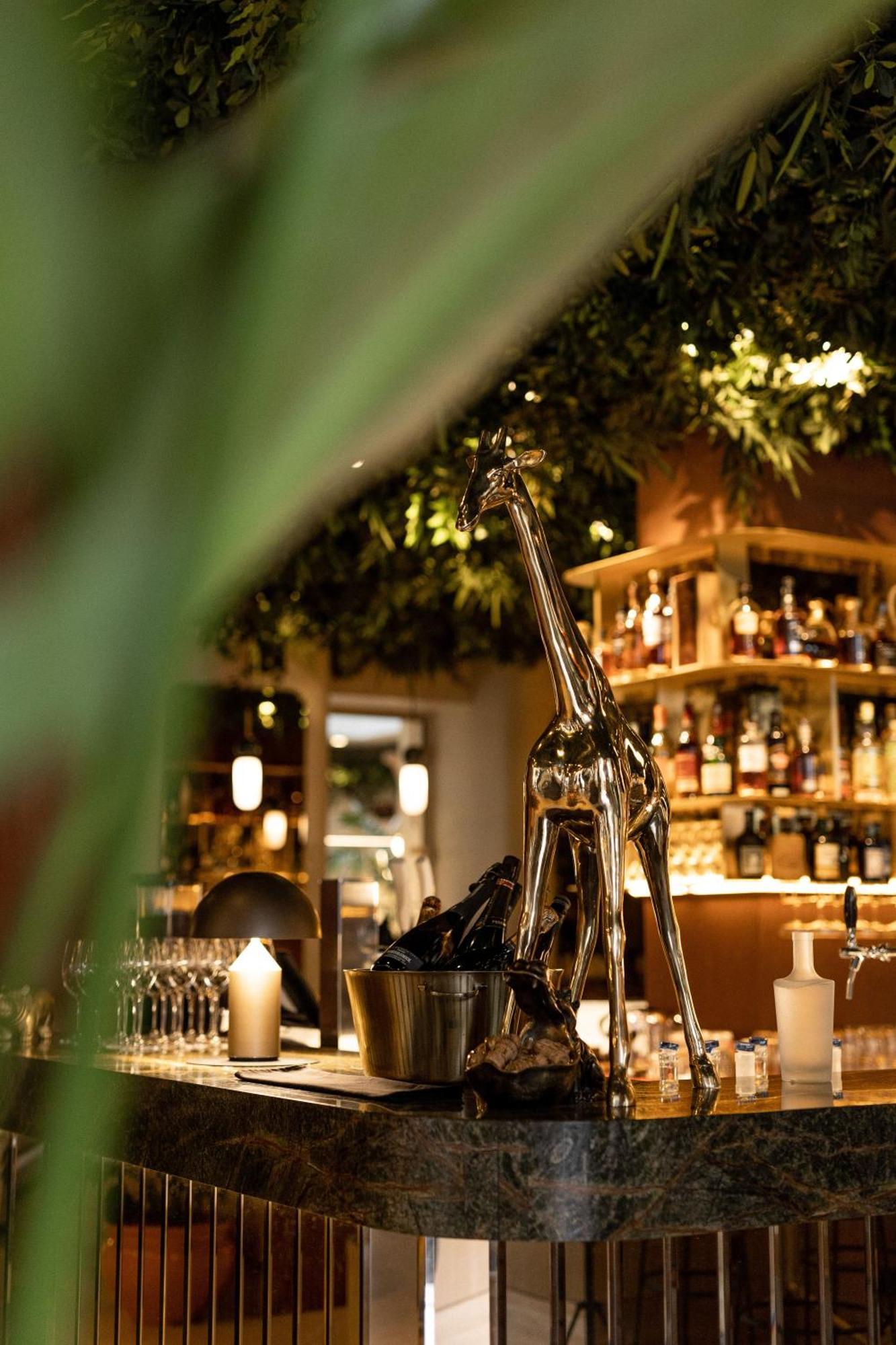 Verno House Budapest, Vignette Collection By Ihg Ngoại thất bức ảnh The Giraffe Bar