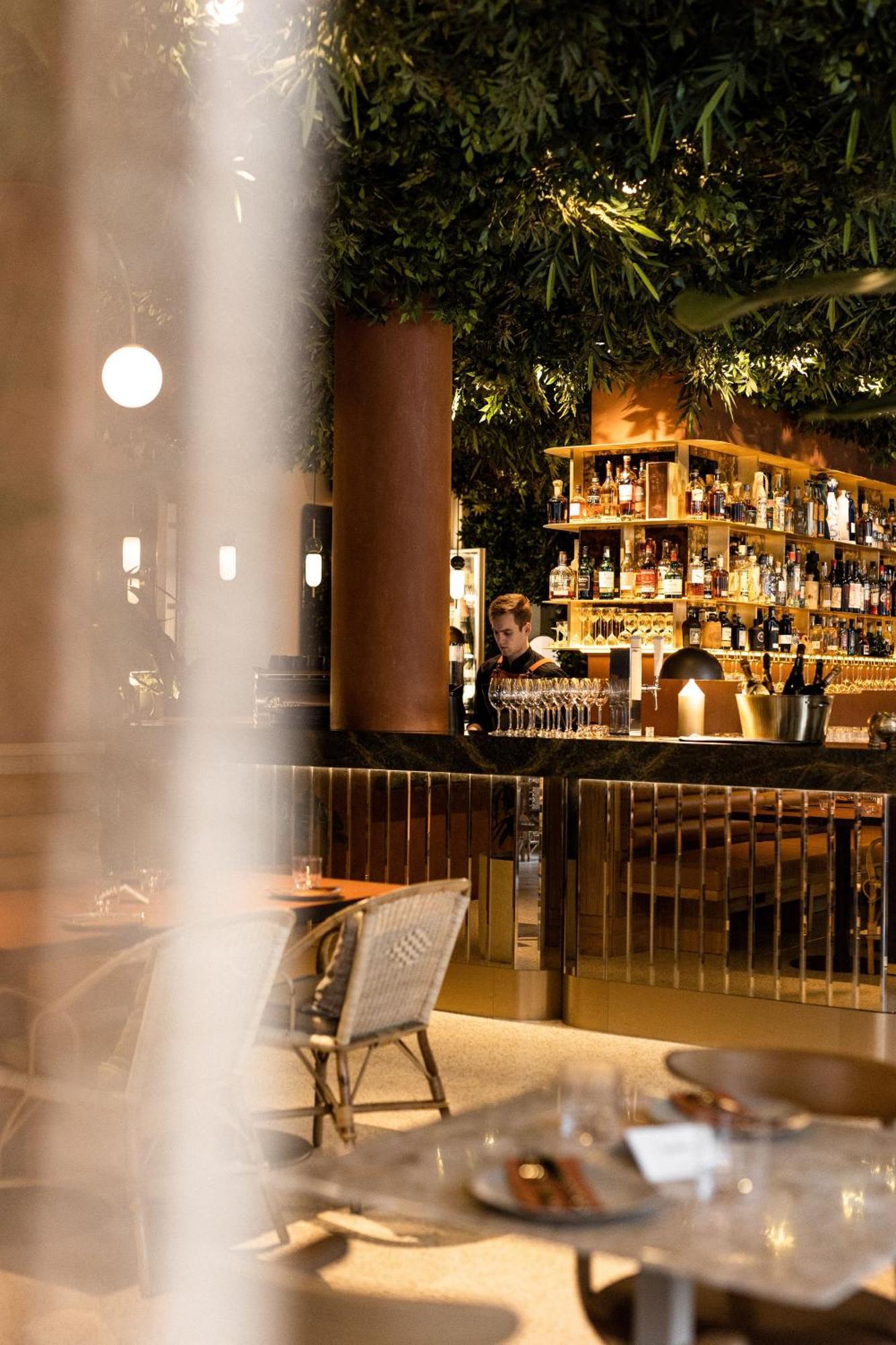 Verno House Budapest, Vignette Collection By Ihg Ngoại thất bức ảnh The bar at the restaurant